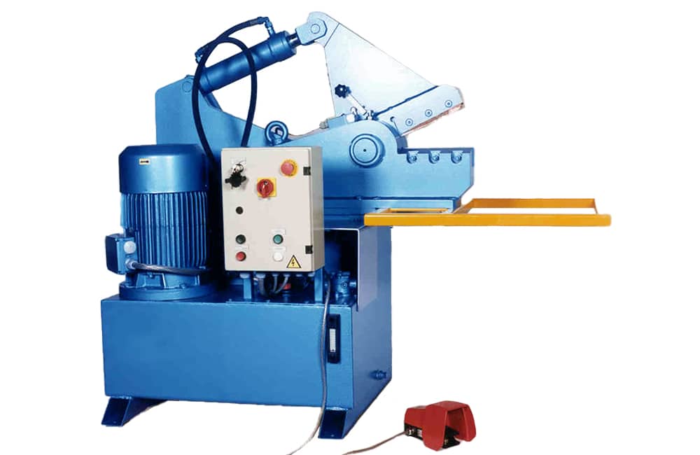 Alligator shear for cable recycling